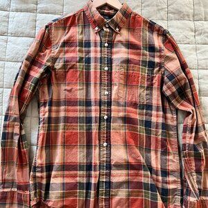 Banana Republic Lightweight Button Down Shirt - Men's Medium